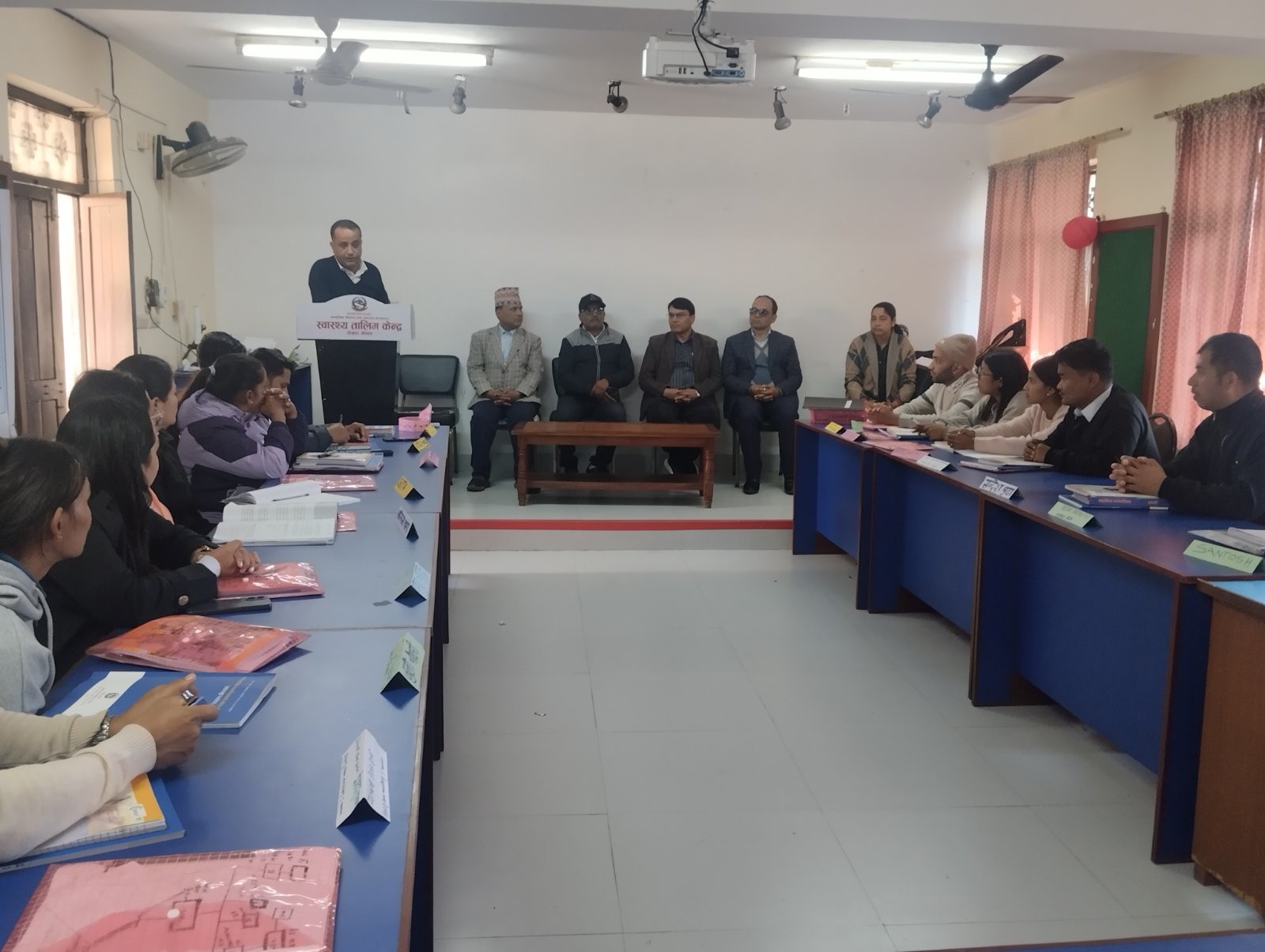 आमाले बनाएकी गोलकिपर